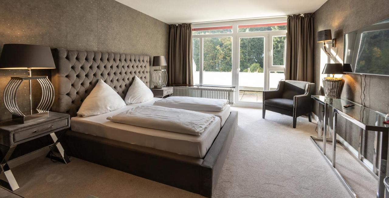 Hotel Luisenpark Bad Bergzabern Eksteriør billede