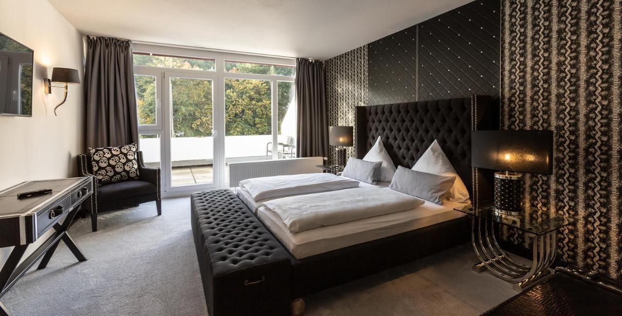 Hotel Luisenpark Bad Bergzabern Eksteriør billede