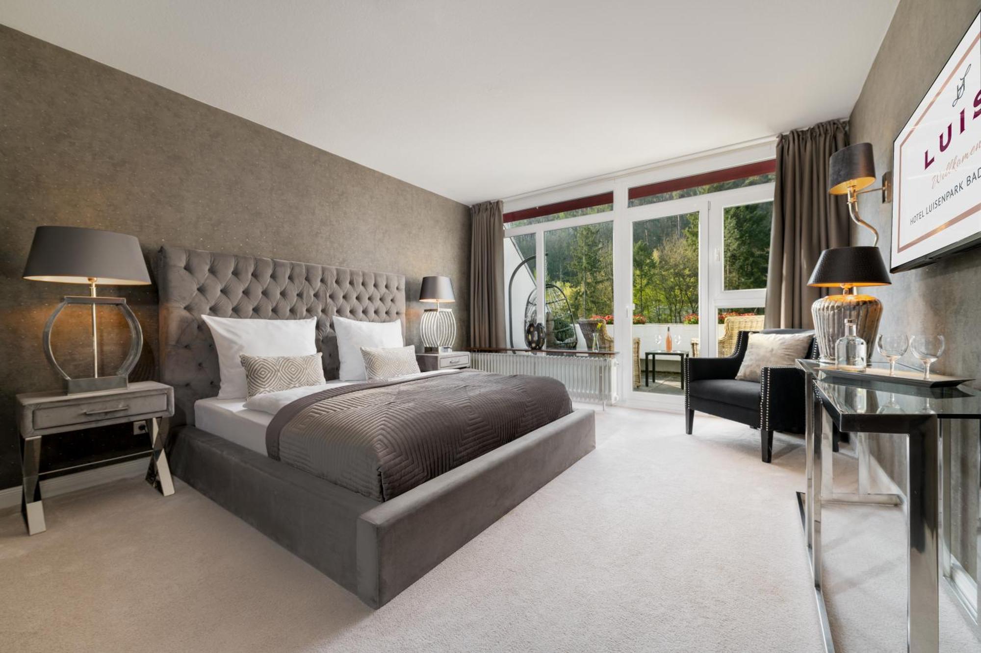 Hotel Luisenpark Bad Bergzabern Eksteriør billede